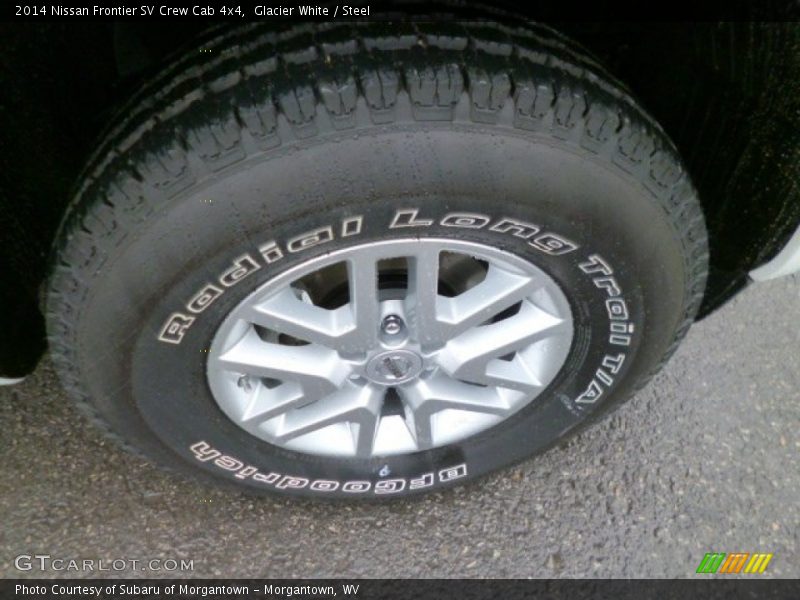 Glacier White / Steel 2014 Nissan Frontier SV Crew Cab 4x4