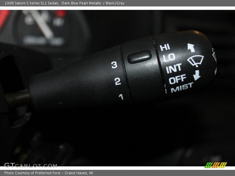 Controls of 1998 S Series SL1 Sedan