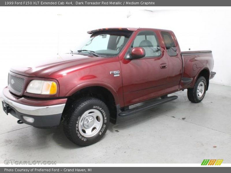 Dark Toreador Red Metallic / Medium Graphite 1999 Ford F150 XLT Extended Cab 4x4