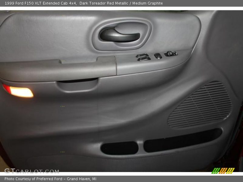 Dark Toreador Red Metallic / Medium Graphite 1999 Ford F150 XLT Extended Cab 4x4