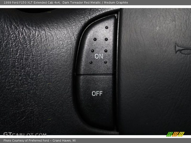 Dark Toreador Red Metallic / Medium Graphite 1999 Ford F150 XLT Extended Cab 4x4