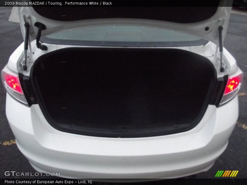 Performance White / Black 2009 Mazda MAZDA6 i Touring