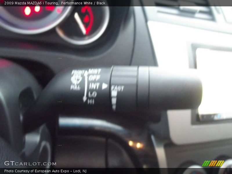Performance White / Black 2009 Mazda MAZDA6 i Touring