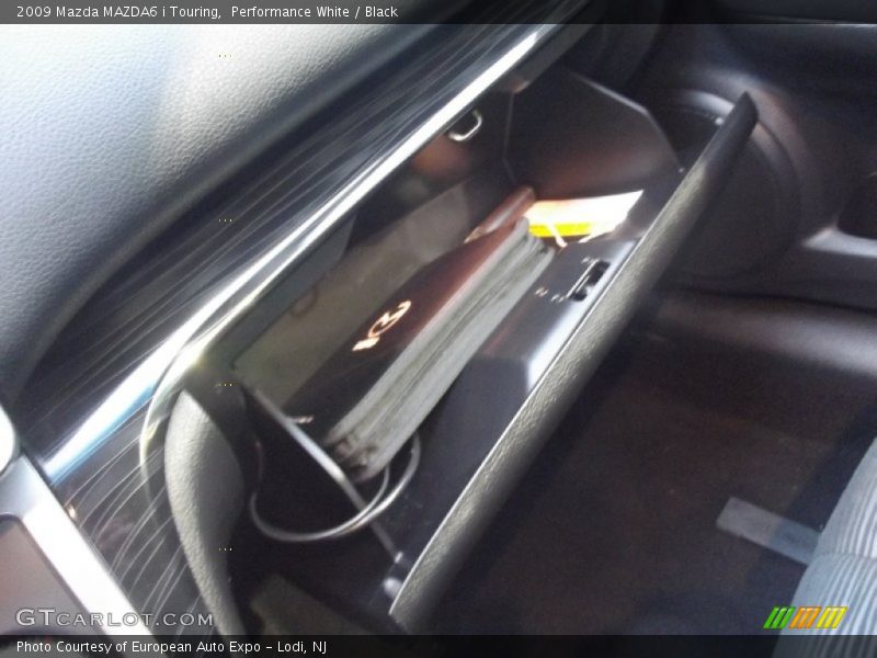 Performance White / Black 2009 Mazda MAZDA6 i Touring