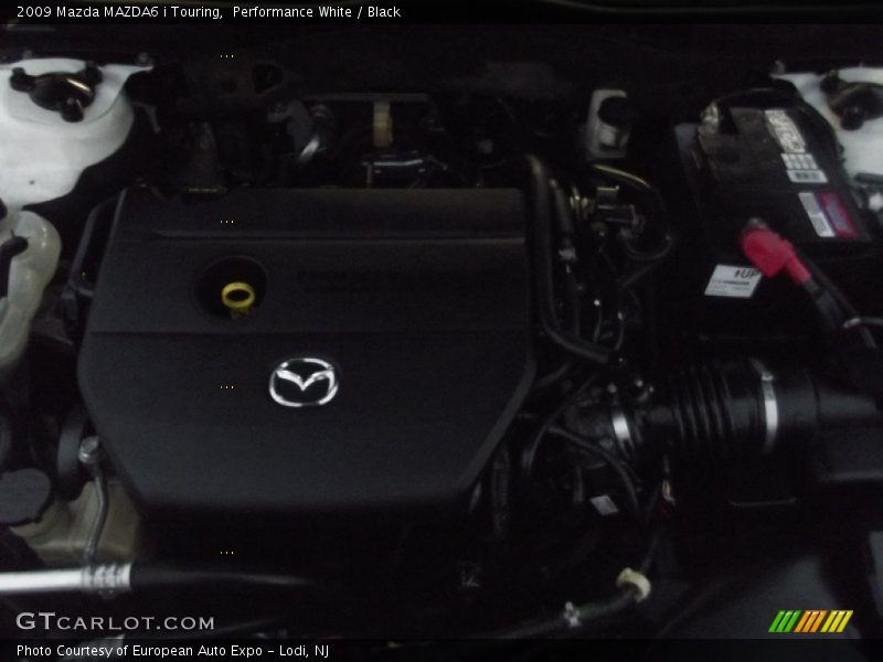 Performance White / Black 2009 Mazda MAZDA6 i Touring