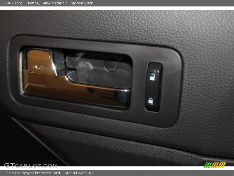 Alloy Metallic / Charcoal Black 2007 Ford Fusion SE