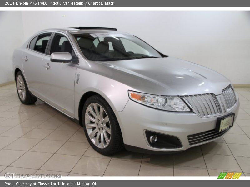 Ingot Silver Metallic / Charcoal Black 2011 Lincoln MKS FWD