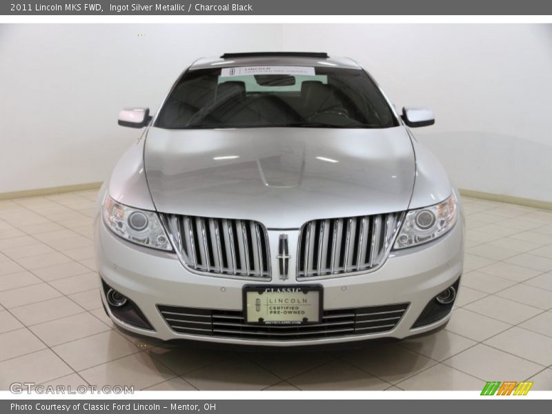 Ingot Silver Metallic / Charcoal Black 2011 Lincoln MKS FWD