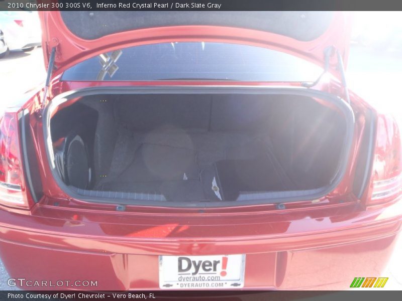 Inferno Red Crystal Pearl / Dark Slate Gray 2010 Chrysler 300 300S V6
