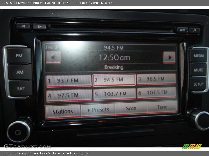 Black / Cornsilk Beige 2010 Volkswagen Jetta Wolfsburg Edition Sedan