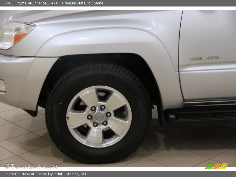 Titanium Metallic / Stone 2005 Toyota 4Runner SR5 4x4