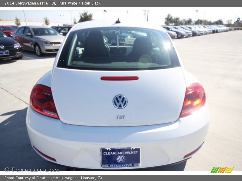 Pure White / Titan Black 2014 Volkswagen Beetle TDI