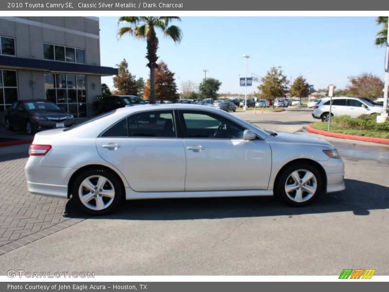 Classic Silver Metallic / Dark Charcoal 2010 Toyota Camry SE