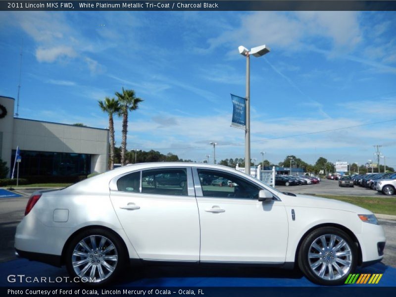 White Platinum Metallic Tri-Coat / Charcoal Black 2011 Lincoln MKS FWD