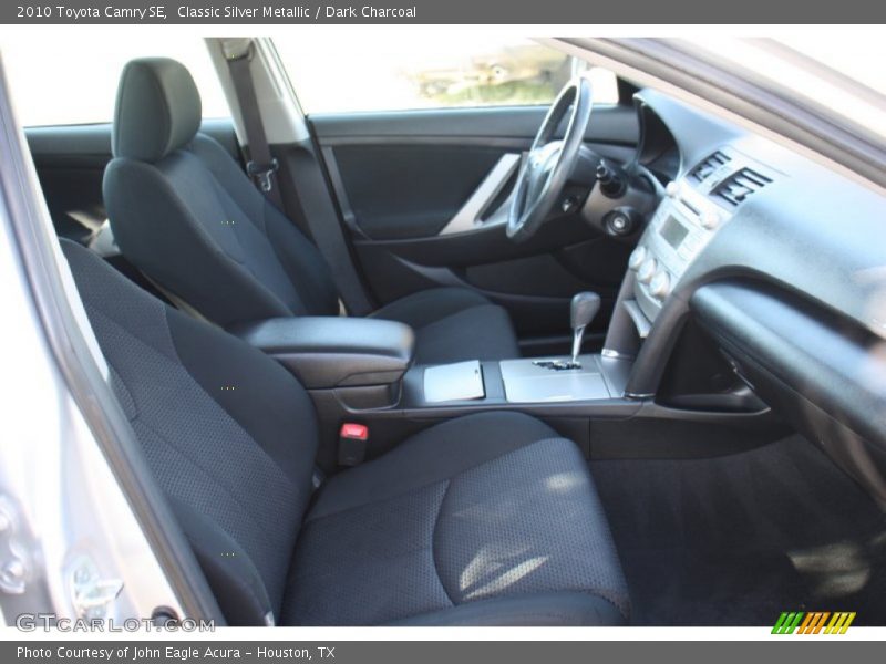 Classic Silver Metallic / Dark Charcoal 2010 Toyota Camry SE