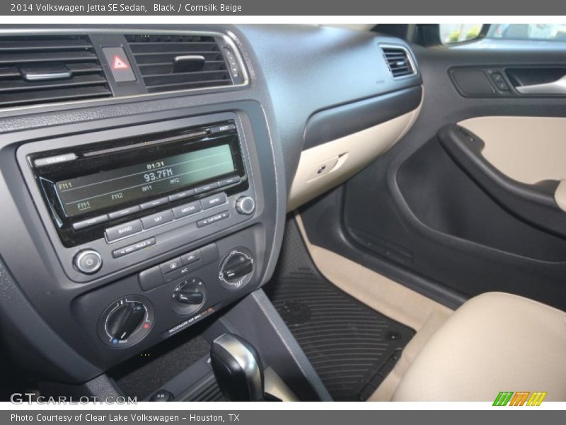 Black / Cornsilk Beige 2014 Volkswagen Jetta SE Sedan