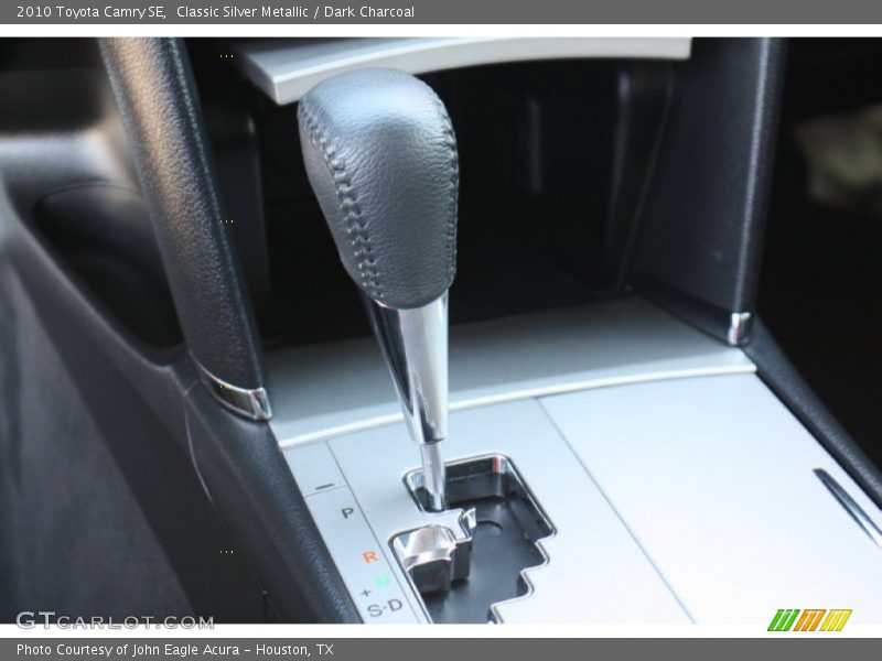 Classic Silver Metallic / Dark Charcoal 2010 Toyota Camry SE