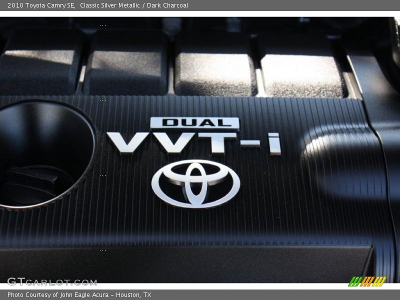 Classic Silver Metallic / Dark Charcoal 2010 Toyota Camry SE
