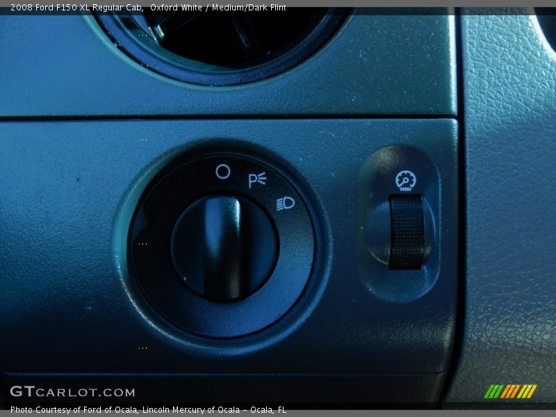 Oxford White / Medium/Dark Flint 2008 Ford F150 XL Regular Cab