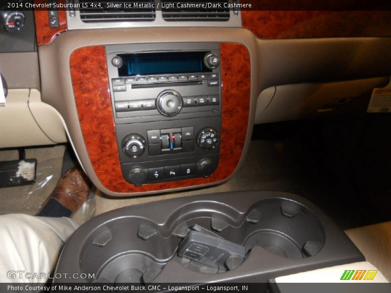 Silver Ice Metallic / Light Cashmere/Dark Cashmere 2014 Chevrolet Suburban LS 4x4
