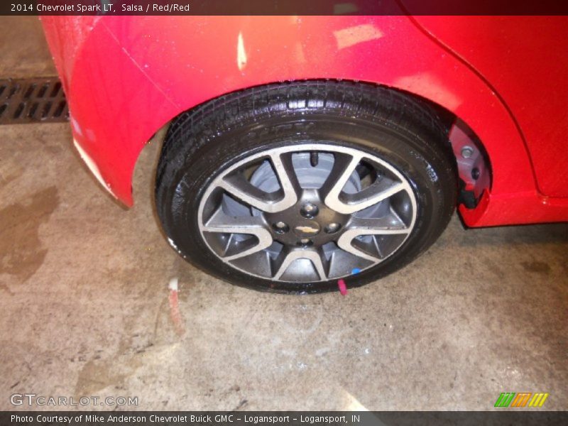 Salsa / Red/Red 2014 Chevrolet Spark LT