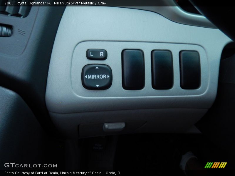 Millenium Silver Metallic / Gray 2005 Toyota Highlander I4