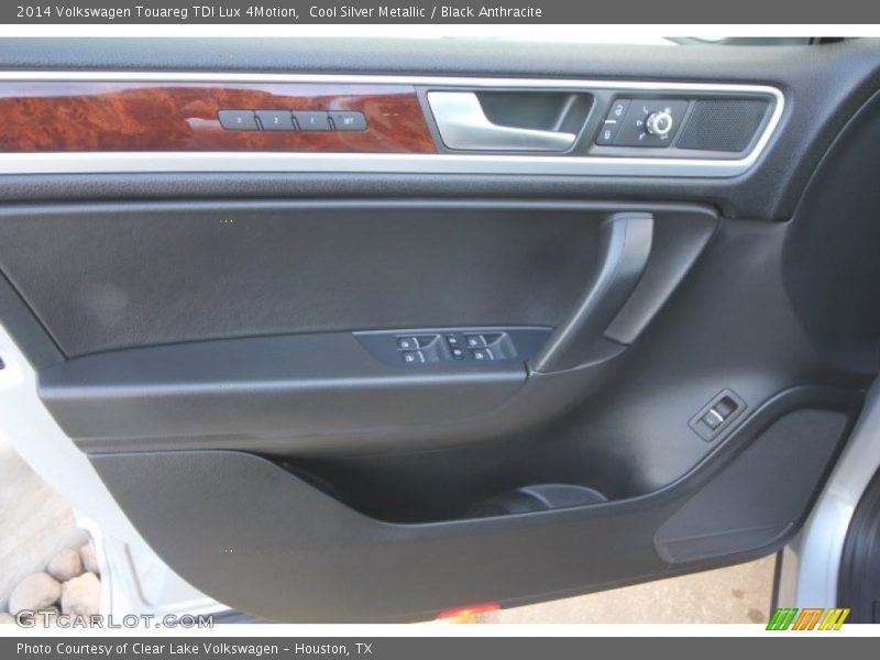 Cool Silver Metallic / Black Anthracite 2014 Volkswagen Touareg TDI Lux 4Motion