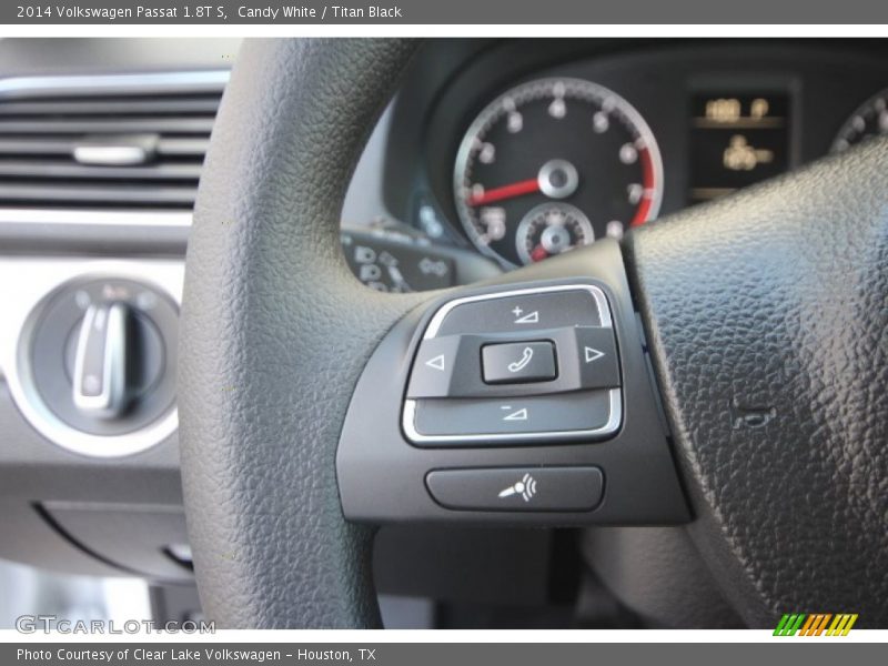 Candy White / Titan Black 2014 Volkswagen Passat 1.8T S