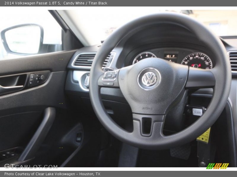 Candy White / Titan Black 2014 Volkswagen Passat 1.8T S