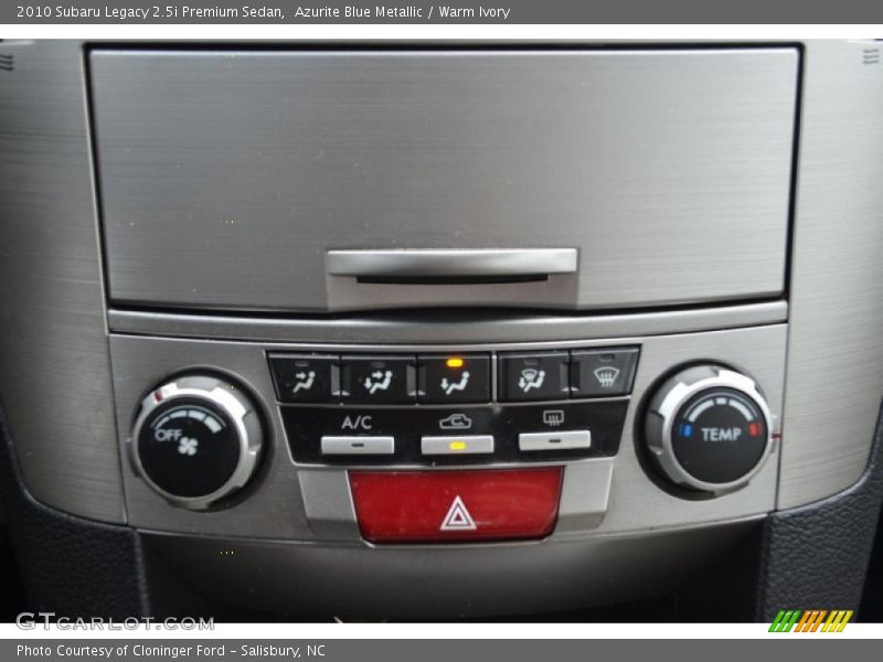 Azurite Blue Metallic / Warm Ivory 2010 Subaru Legacy 2.5i Premium Sedan
