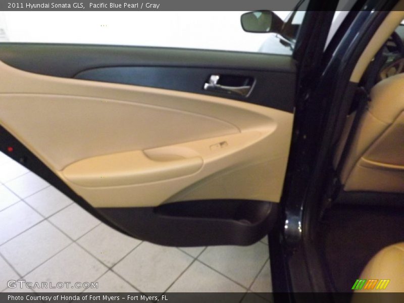 Pacific Blue Pearl / Gray 2011 Hyundai Sonata GLS