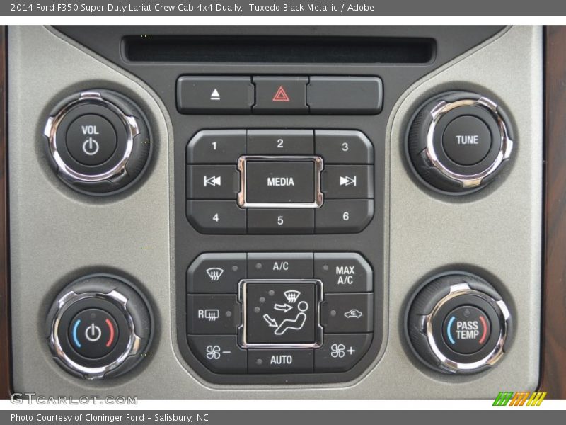 Tuxedo Black Metallic / Adobe 2014 Ford F350 Super Duty Lariat Crew Cab 4x4 Dually