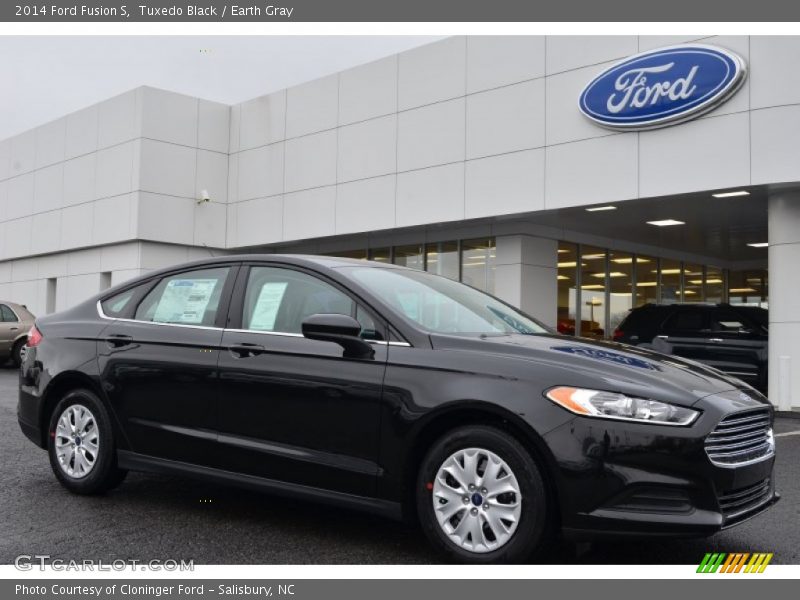 Tuxedo Black / Earth Gray 2014 Ford Fusion S