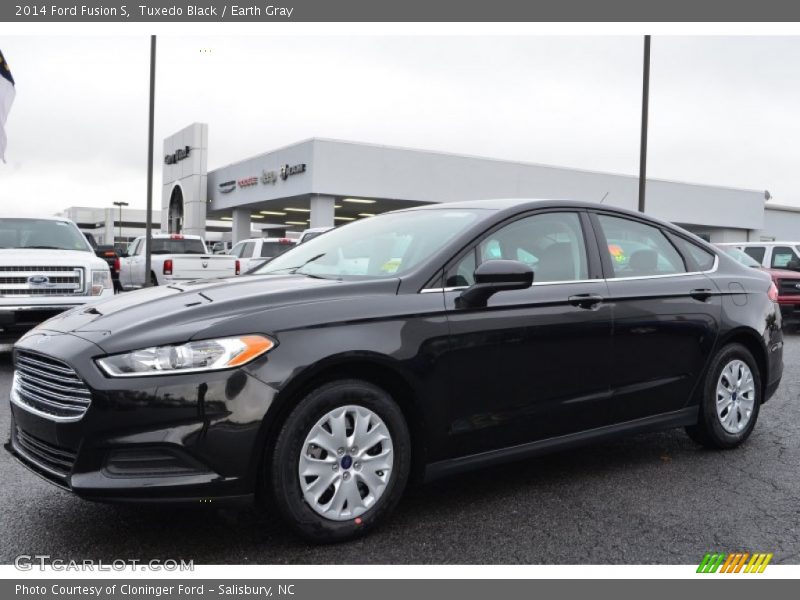 Tuxedo Black / Earth Gray 2014 Ford Fusion S