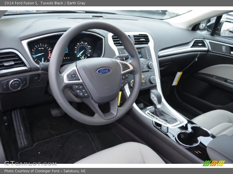 Tuxedo Black / Earth Gray 2014 Ford Fusion S
