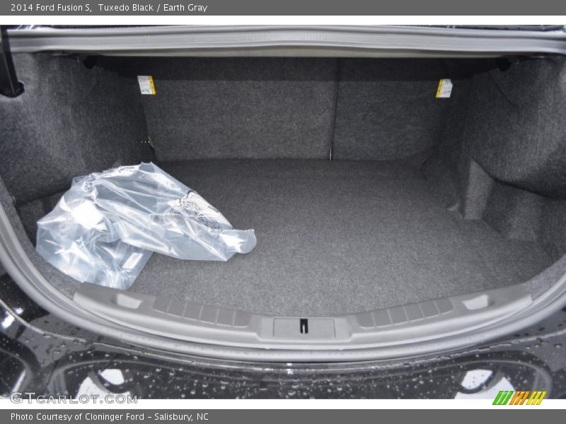 Tuxedo Black / Earth Gray 2014 Ford Fusion S