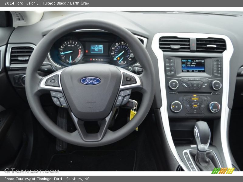 Tuxedo Black / Earth Gray 2014 Ford Fusion S