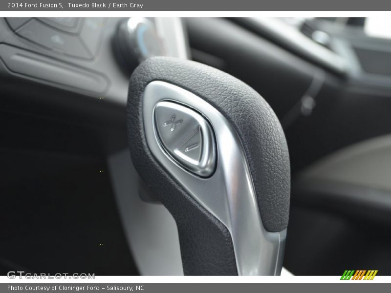 Tuxedo Black / Earth Gray 2014 Ford Fusion S