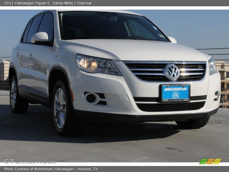 Candy White / Charcoal 2011 Volkswagen Tiguan S