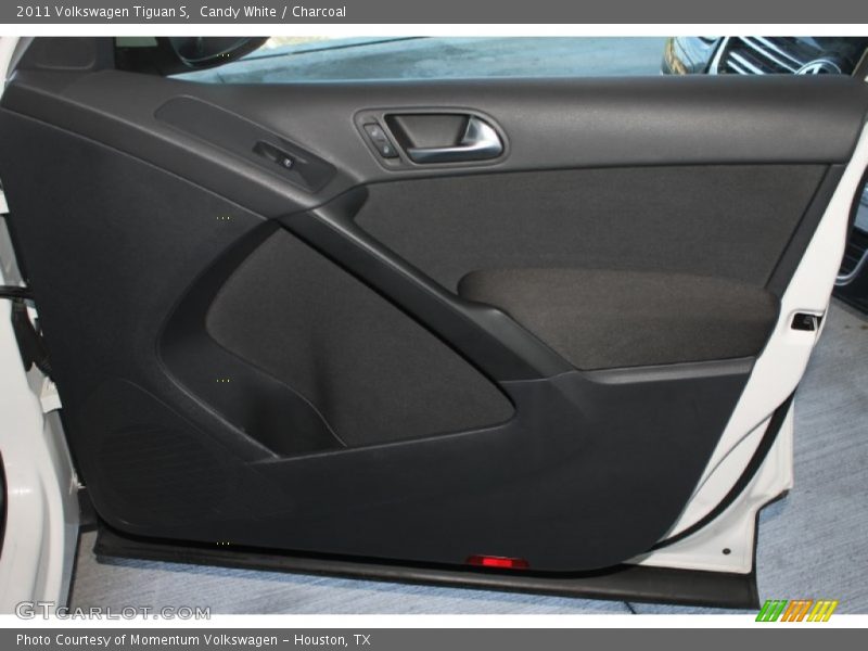 Candy White / Charcoal 2011 Volkswagen Tiguan S