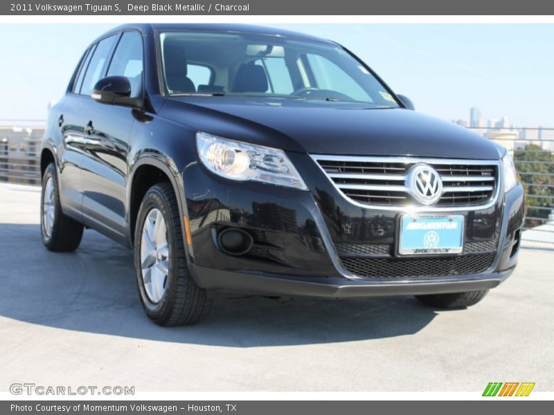 Deep Black Metallic / Charcoal 2011 Volkswagen Tiguan S