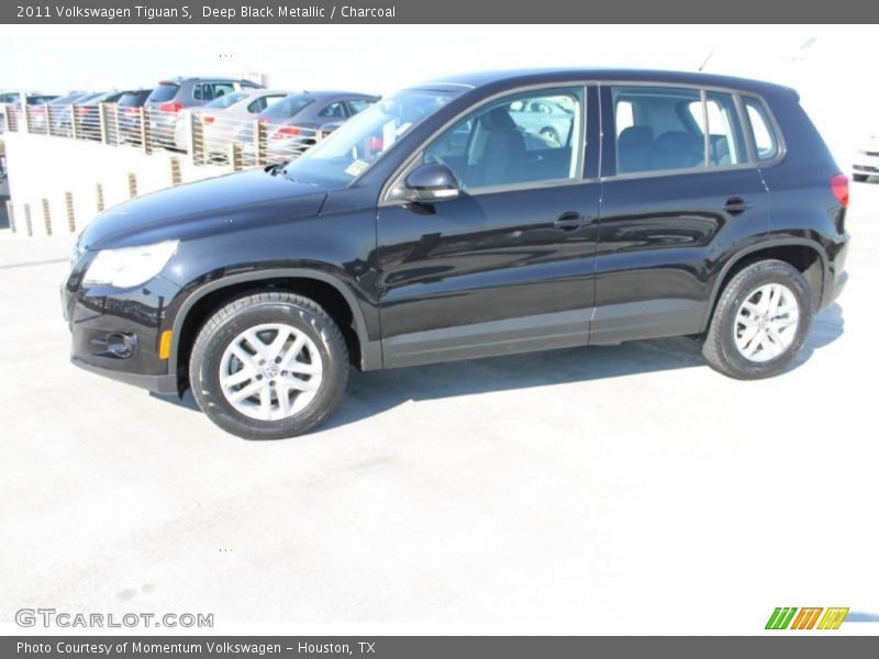 Deep Black Metallic / Charcoal 2011 Volkswagen Tiguan S