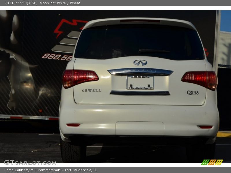 Moonlight White / Wheat 2011 Infiniti QX 56