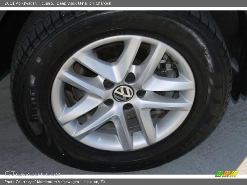 Deep Black Metallic / Charcoal 2011 Volkswagen Tiguan S