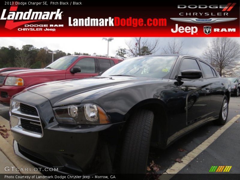 Pitch Black / Black 2013 Dodge Charger SE