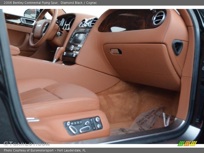 Diamond Black / Cognac 2006 Bentley Continental Flying Spur