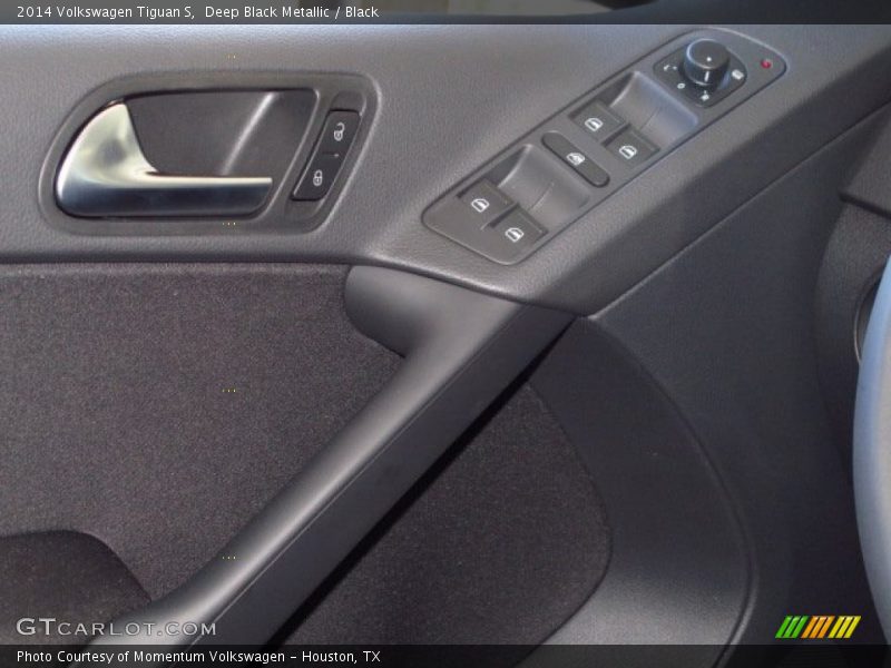 Deep Black Metallic / Black 2014 Volkswagen Tiguan S