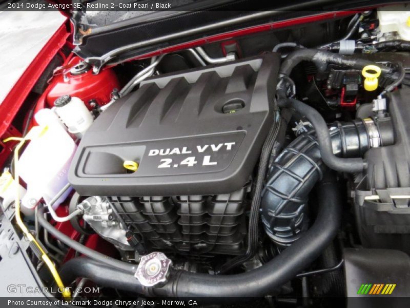 Redline 2-Coat Pearl / Black 2014 Dodge Avenger SE