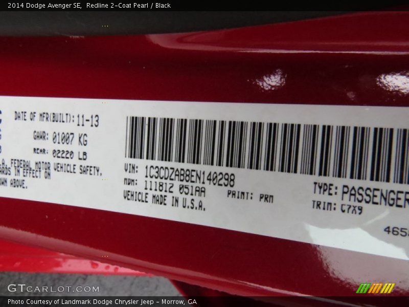 Redline 2-Coat Pearl / Black 2014 Dodge Avenger SE