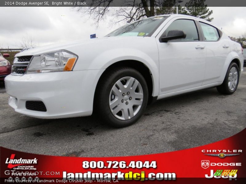 Bright White / Black 2014 Dodge Avenger SE